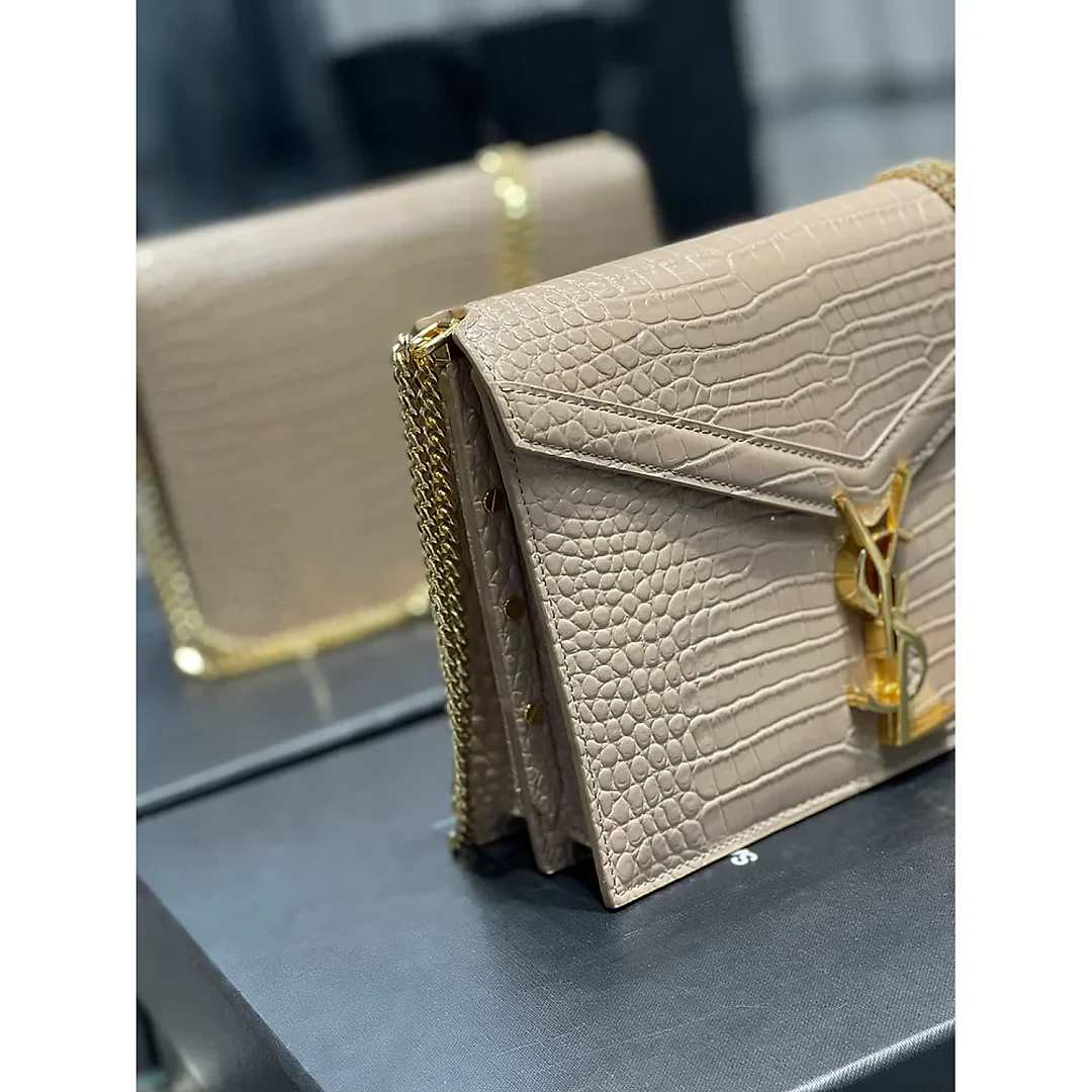 Y Cassandra Medium Chain Bag Dark Beige In Grain De Poudre Embossed