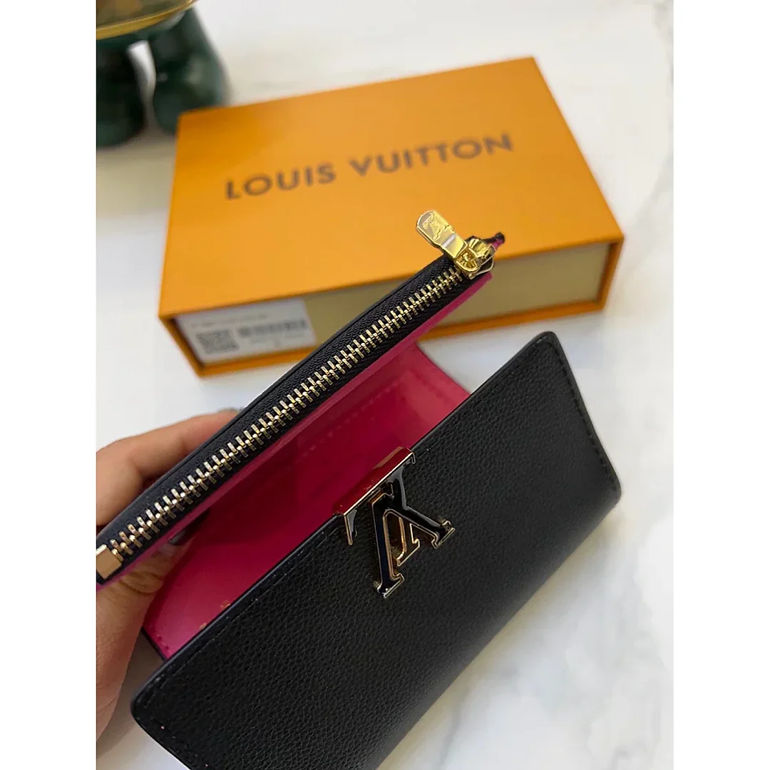 Louis new arrival Capucines wallet size : 13.5*9.5*1.5cm