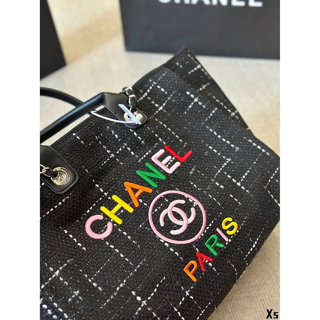 cc new arrival tote bag size : 37*32 cm