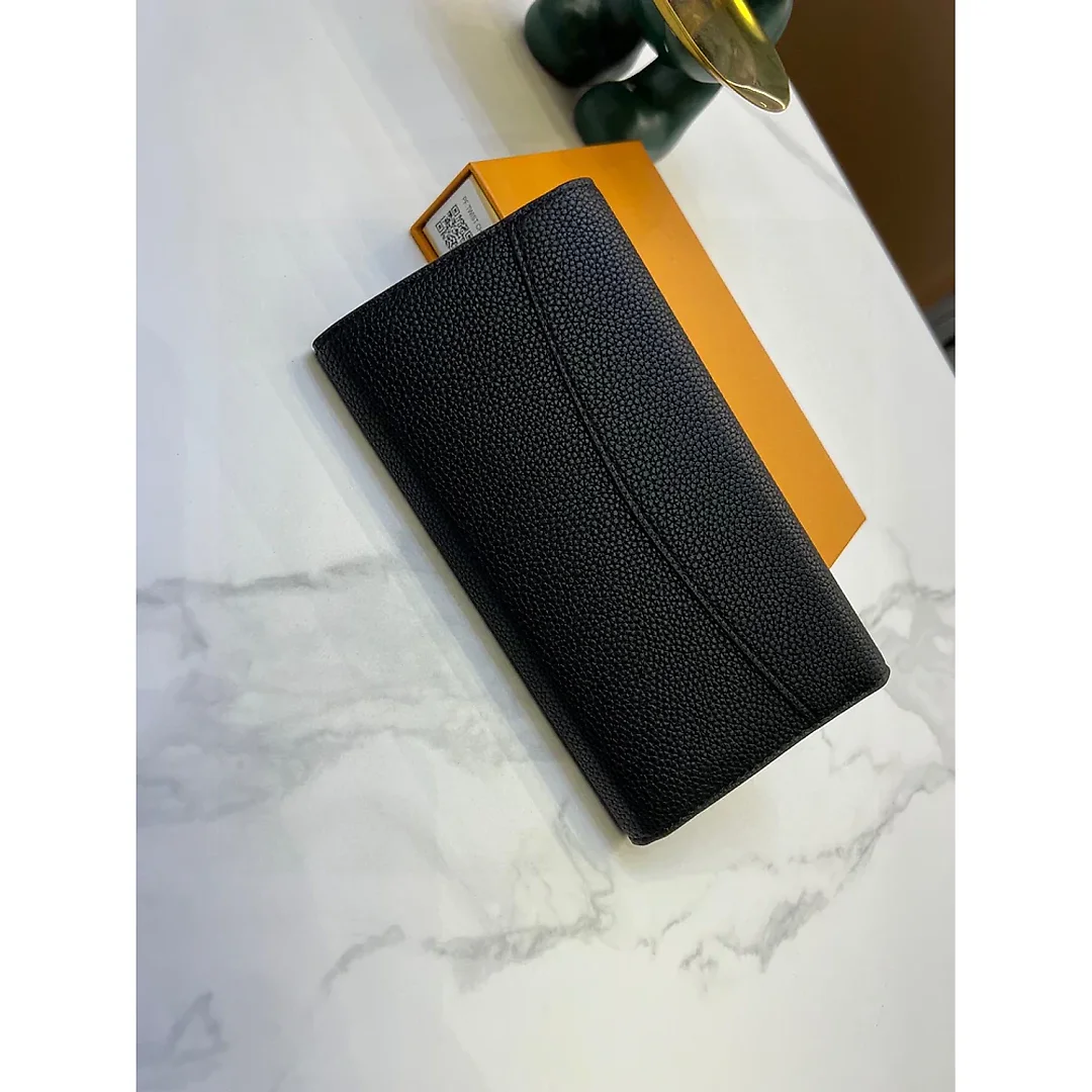 L Capucines men wallet size:20*11*2.5 cm