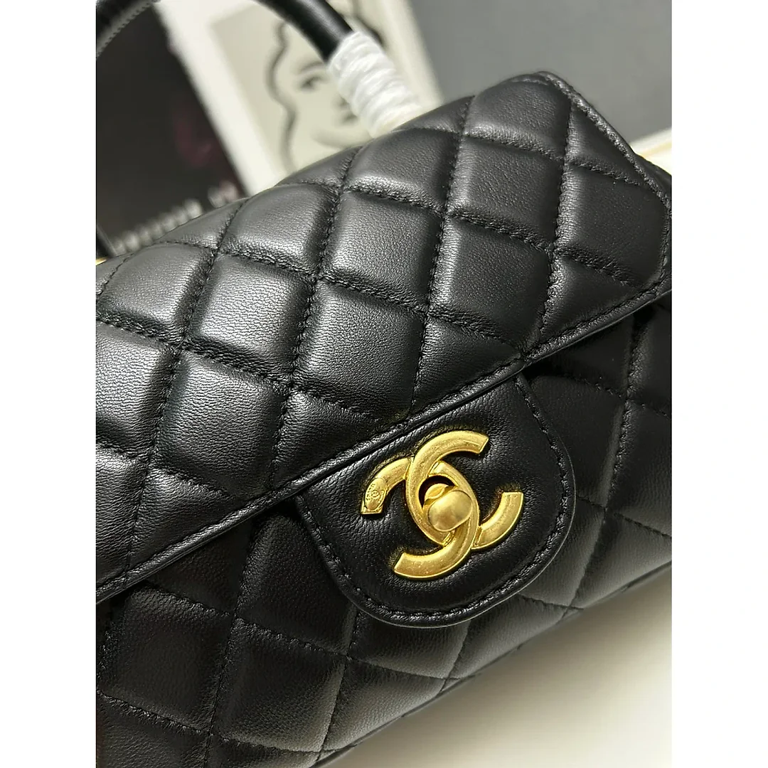 CC 24c coco women handbag size: 11.2*20.5*5.5 cm