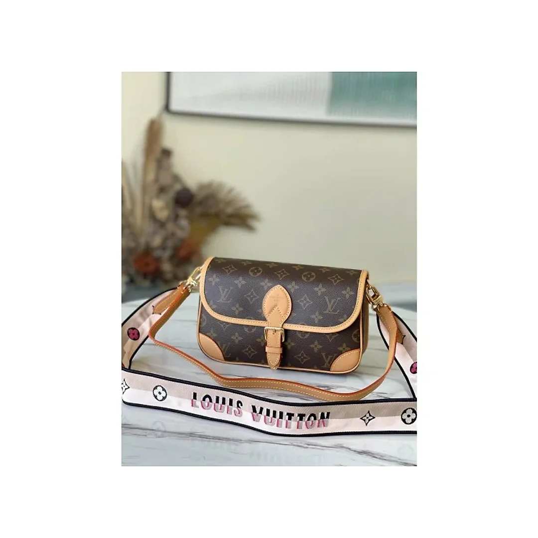 L-bag Size:25*9*15 CM