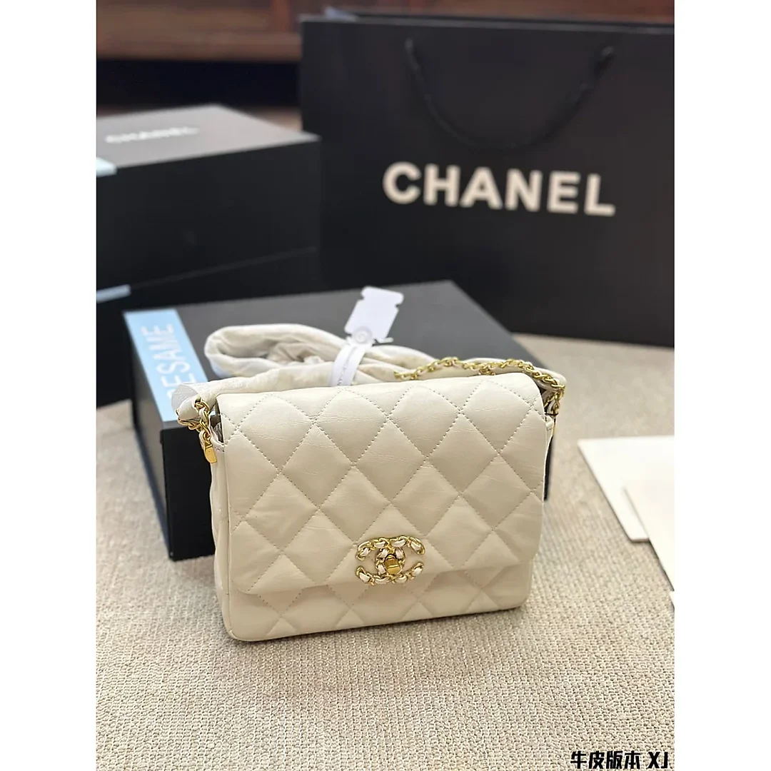 cc Vintage 23k new arrival bag size :19*13 cm