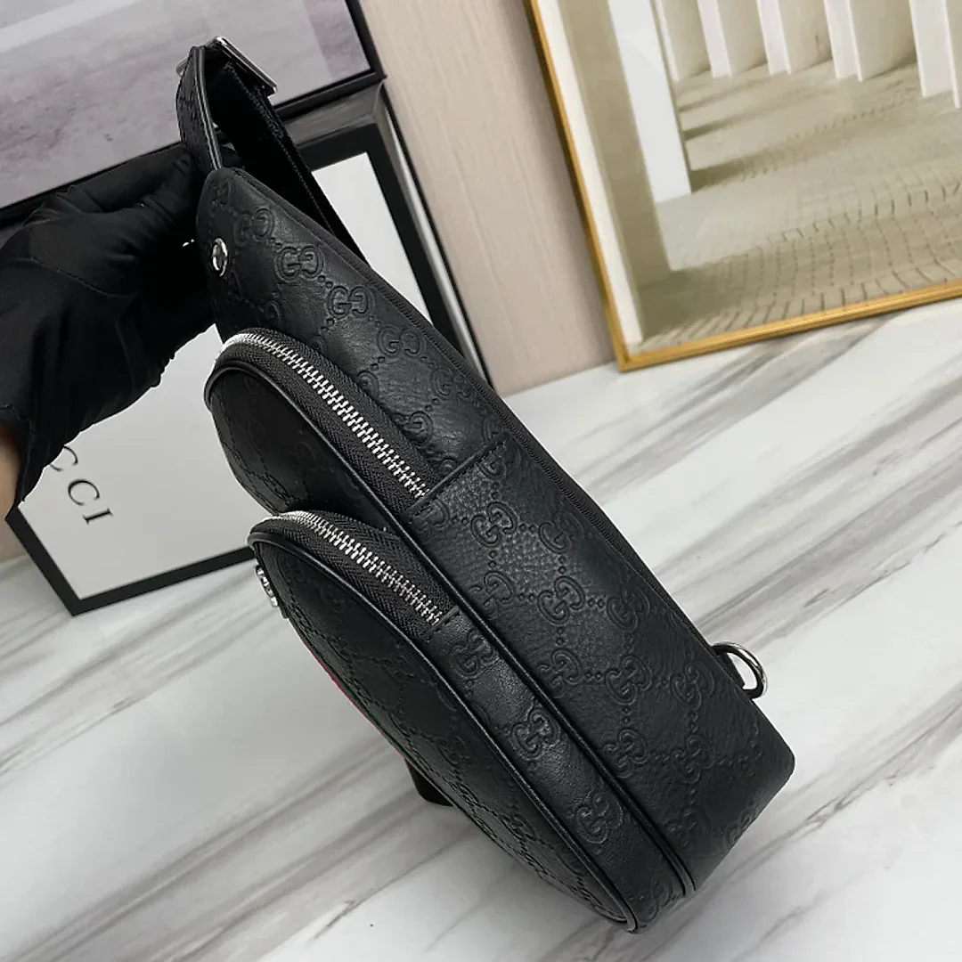 GG new arrival man bag size : 17x30x8 cm