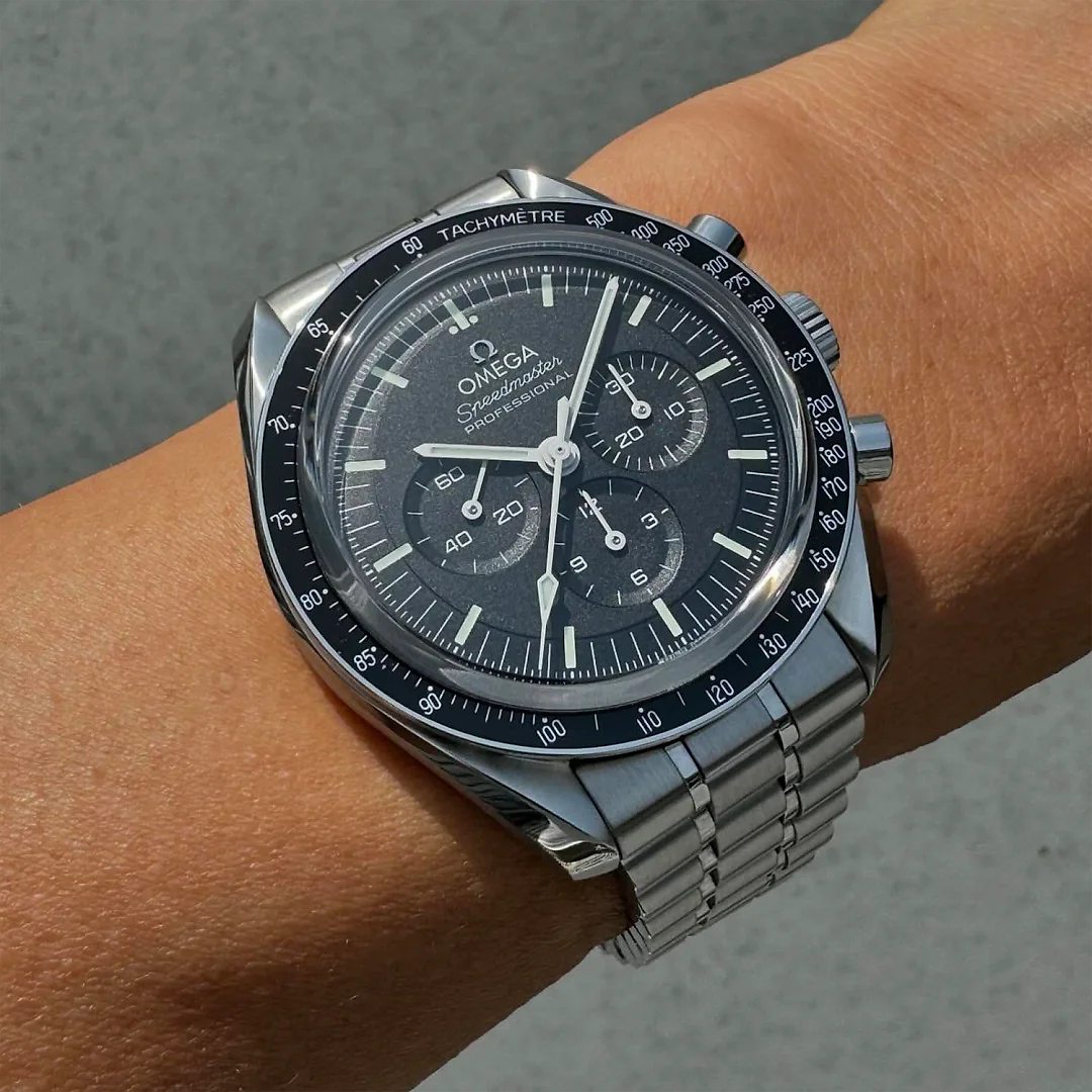 Speedmaster Moonwatch Professional 42 mm, steel on steel – 310.30.42.50.01.002 – Watch – Free Shipping | Minimalist & Luxury Design | Perfect Gift for Him