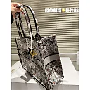 D book tote new arrival bag