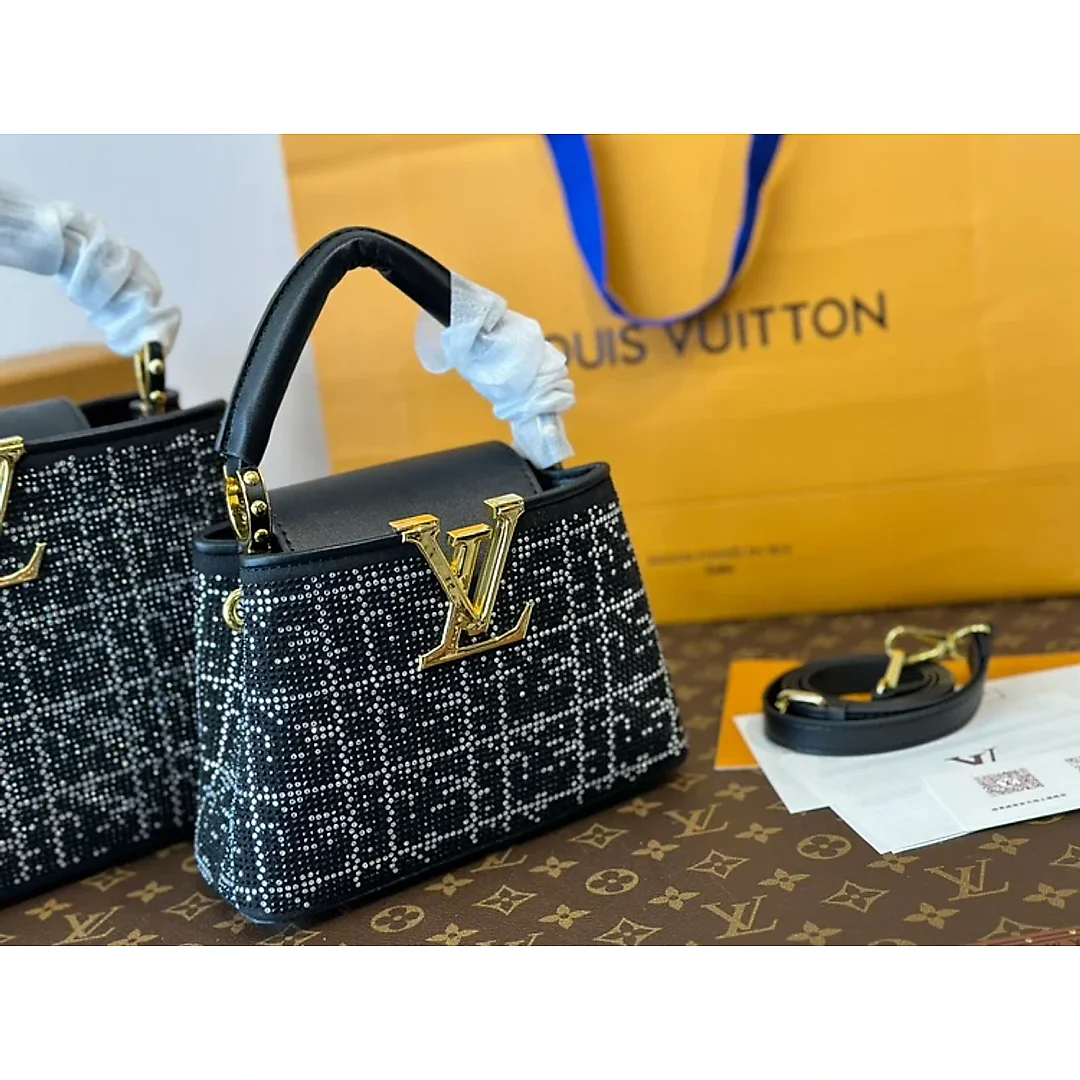 Louis Capucines new arrival bag