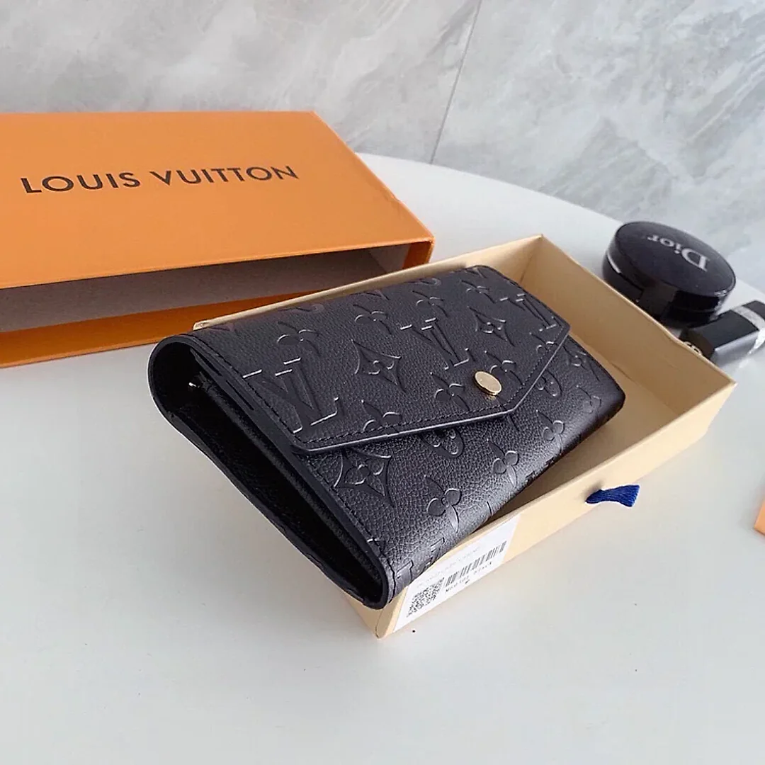 Louis new arrival wallet size;19×10 cm
