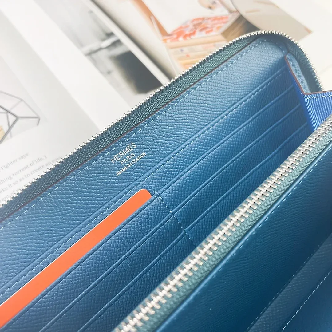 H Silk’in empson-Barenia leather wallet size : 20×11.5×1.5 cm