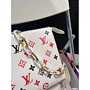 Louis new arrival cousin bag size: 26 * 20 cm