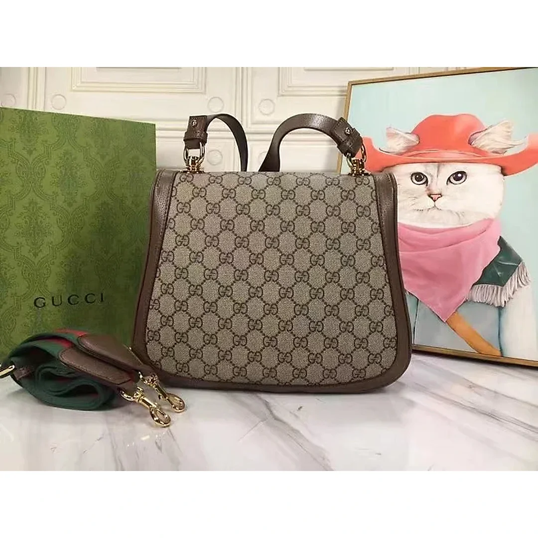GC439 Blondie Medium Shoulder Bag / 11.4″W x 8.7″H x 2.8″D