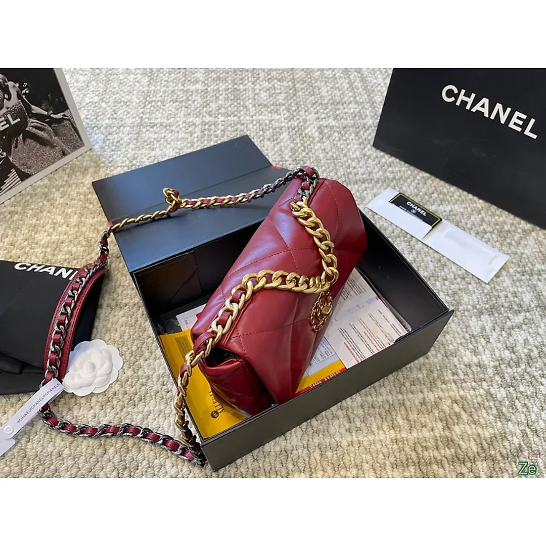 CC 19bag new arrival women bag size : 25*16 cm