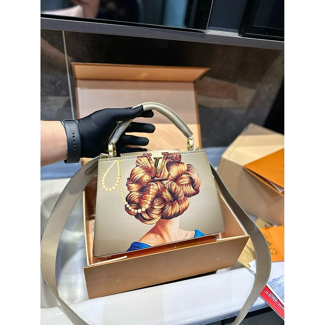 Louis new arrival women king Capucines monogram bag size: 27 cm