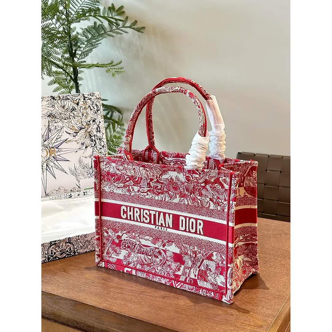 D new arrival tote bag size : 36 cm