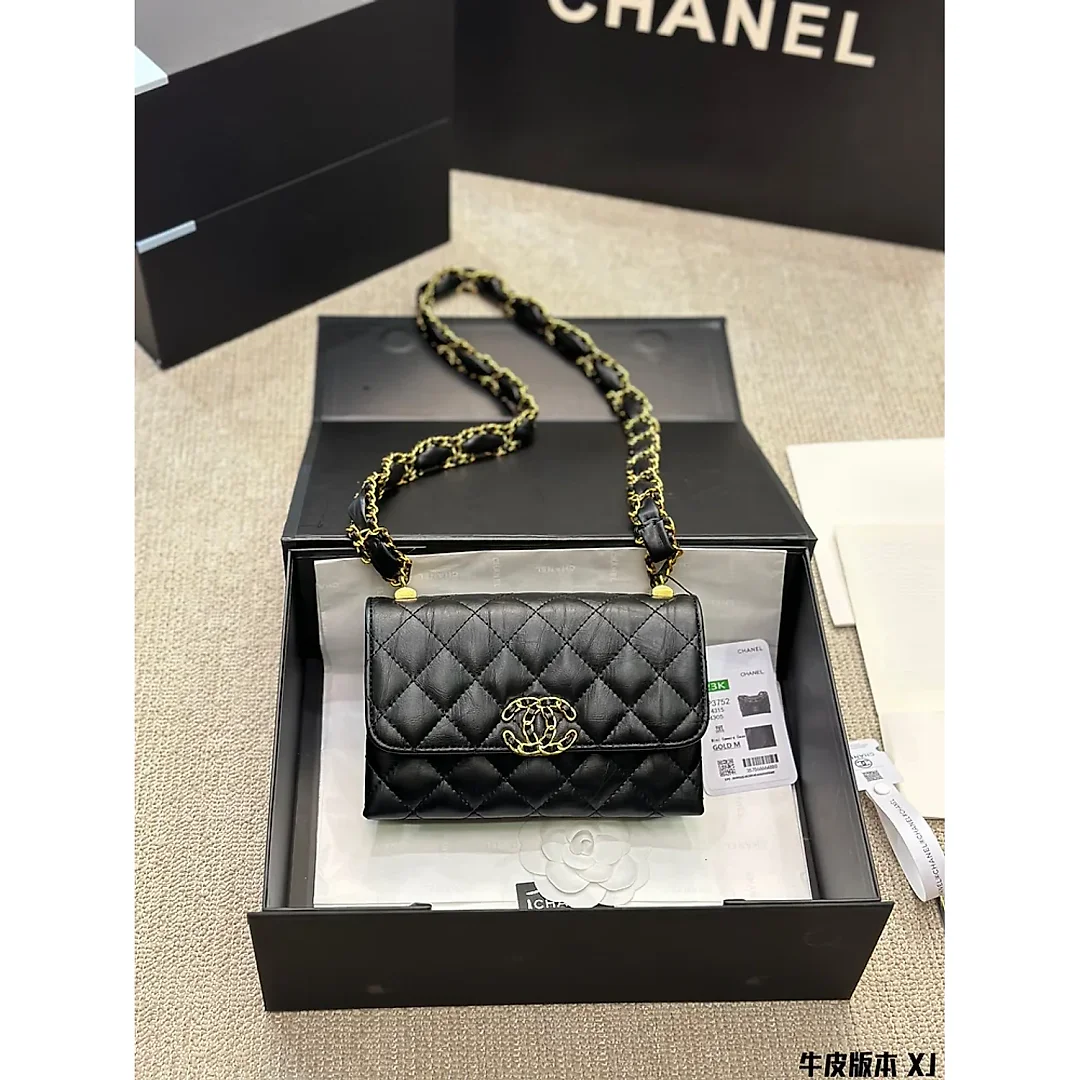 cc Vintage 23k new arrival bag size :19*13 cm