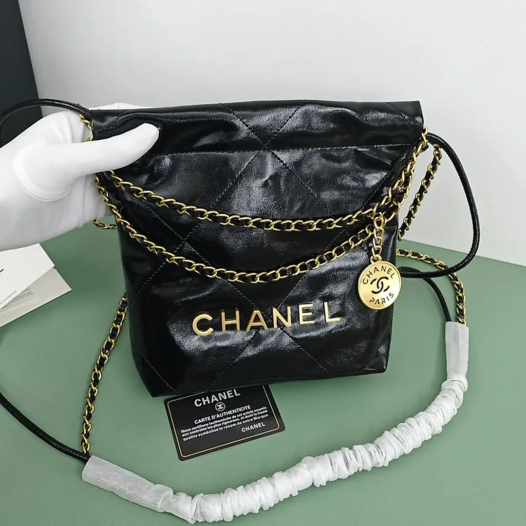 CC mini 22bag new arrival size : 20*19*6cm