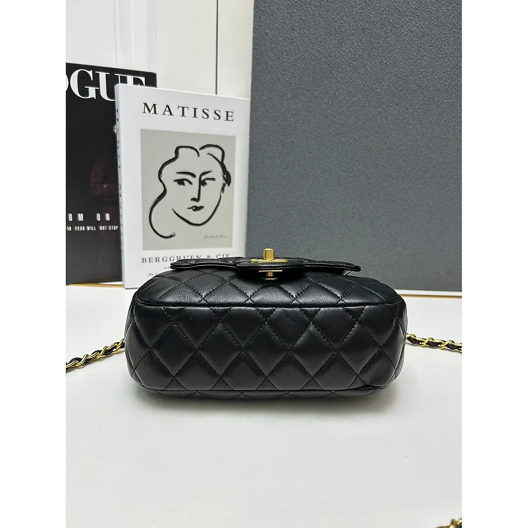 CC 24c coco women handbag size: 11.2*20.5*5.5 cm