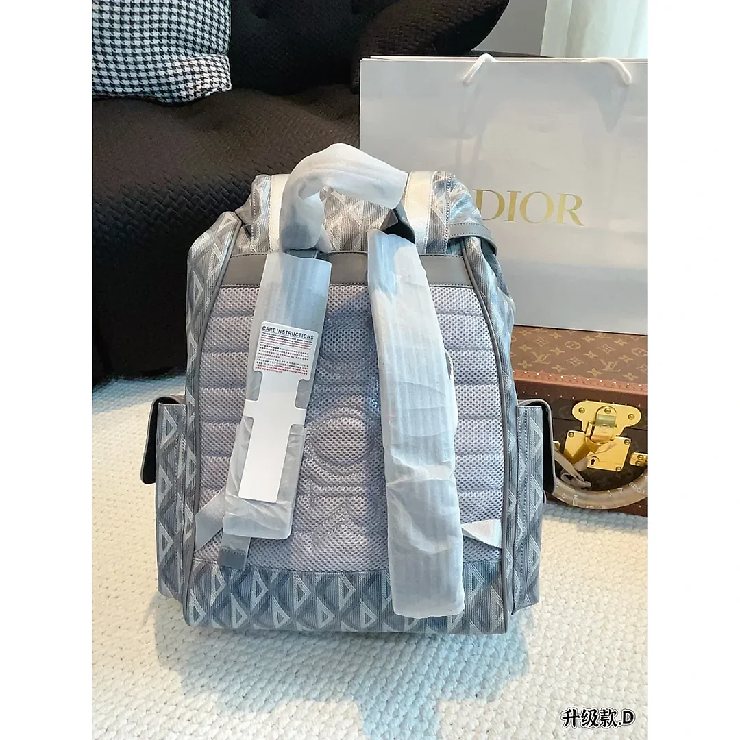 D new arrival backpack bag size: 31*14*42cm
