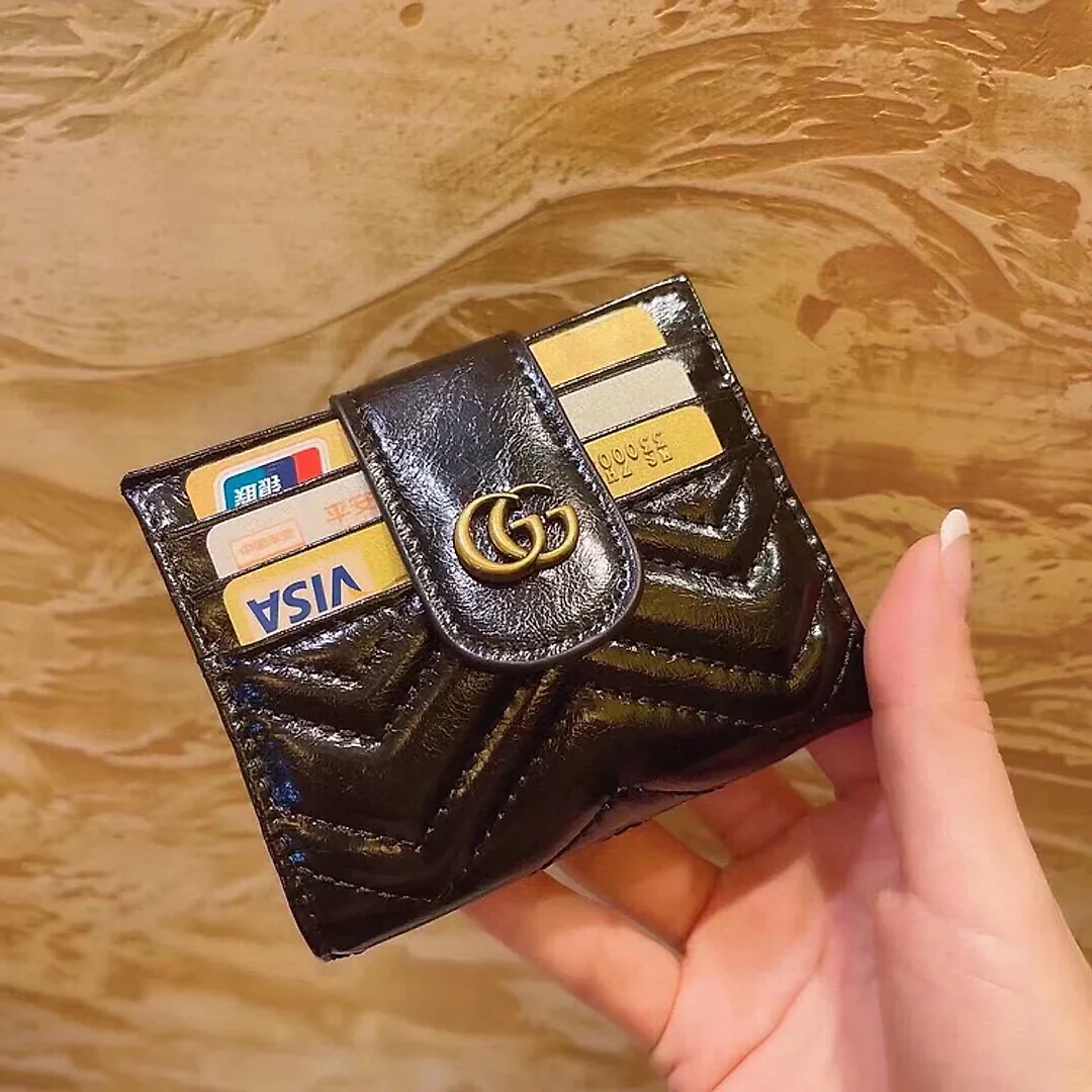 gg new arrival wallets size : 10×9 cm