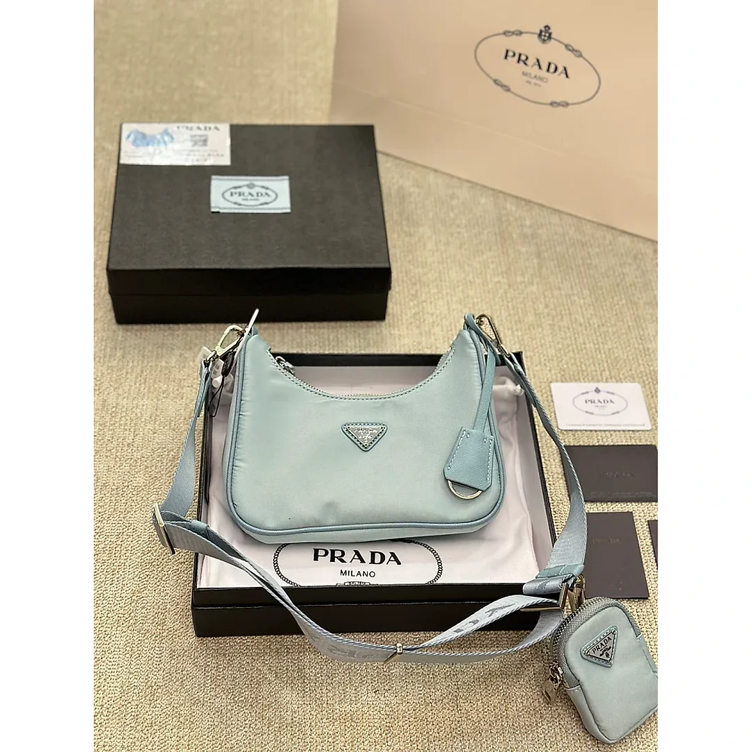 Pra hobo new arrival bag size : 22 * 16cm
