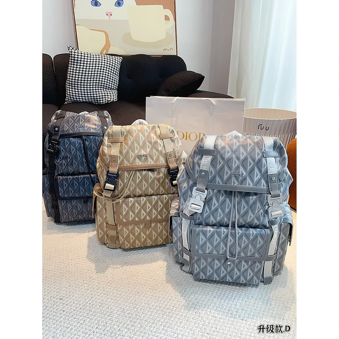 D new arrival backpack bag size: 31*14*42cm