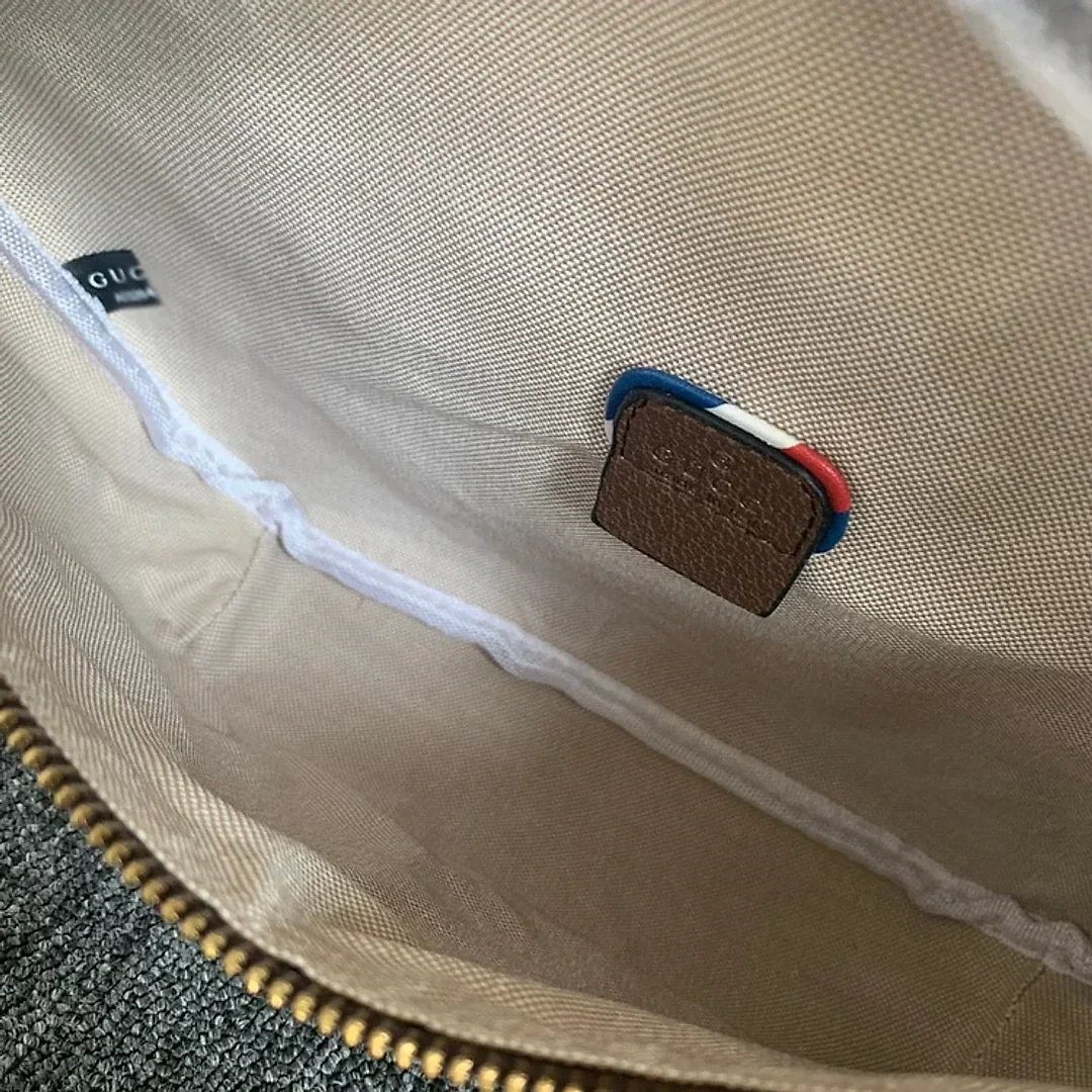 GC270 11×7.1×3.2inch