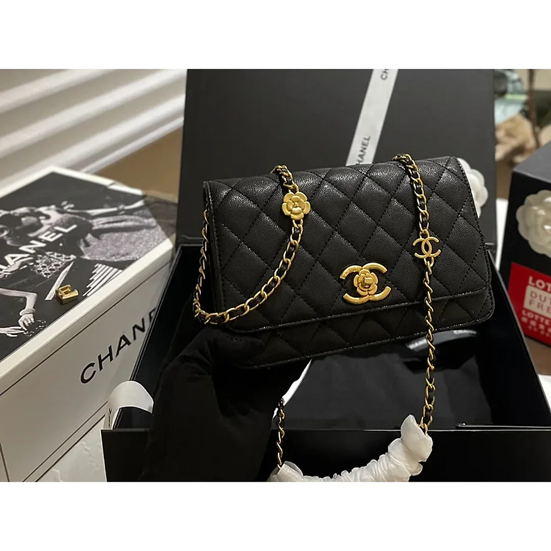 CC 23K woc new arrival bag size: 19*12 cm
