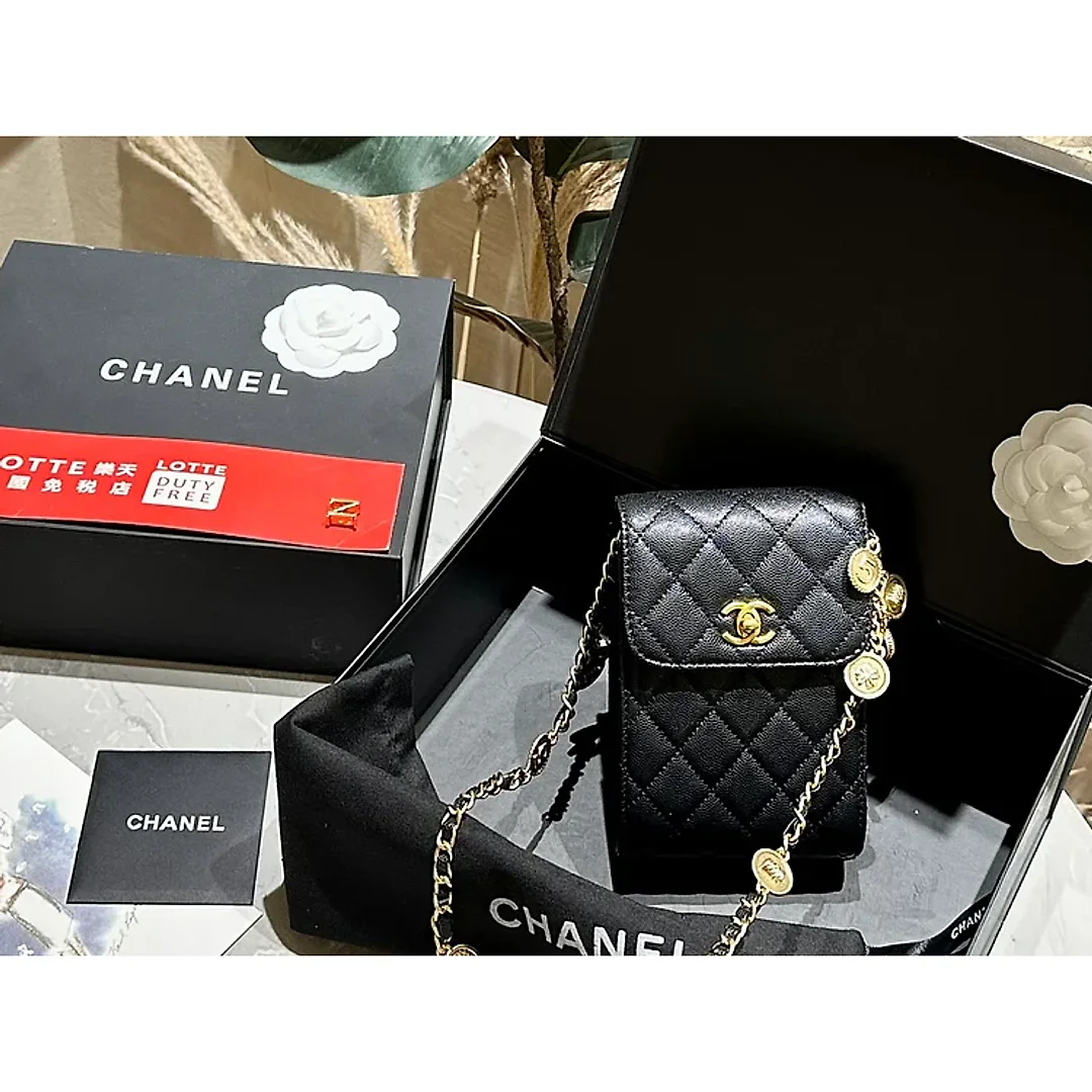 CC new arrival caviar leather phone bag size: 12*16 cm