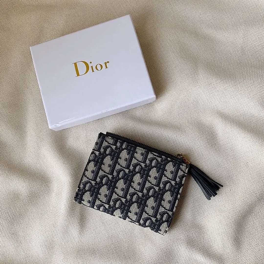 D new arrival wallet size : 12*9*1.5 cm