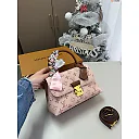 Louis madeleine bb bag size : 24*8*16 cm