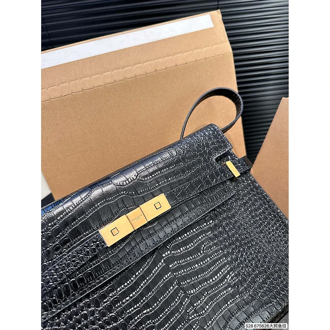 Y new arrival Manhattan bag size: 29 * 22 cm