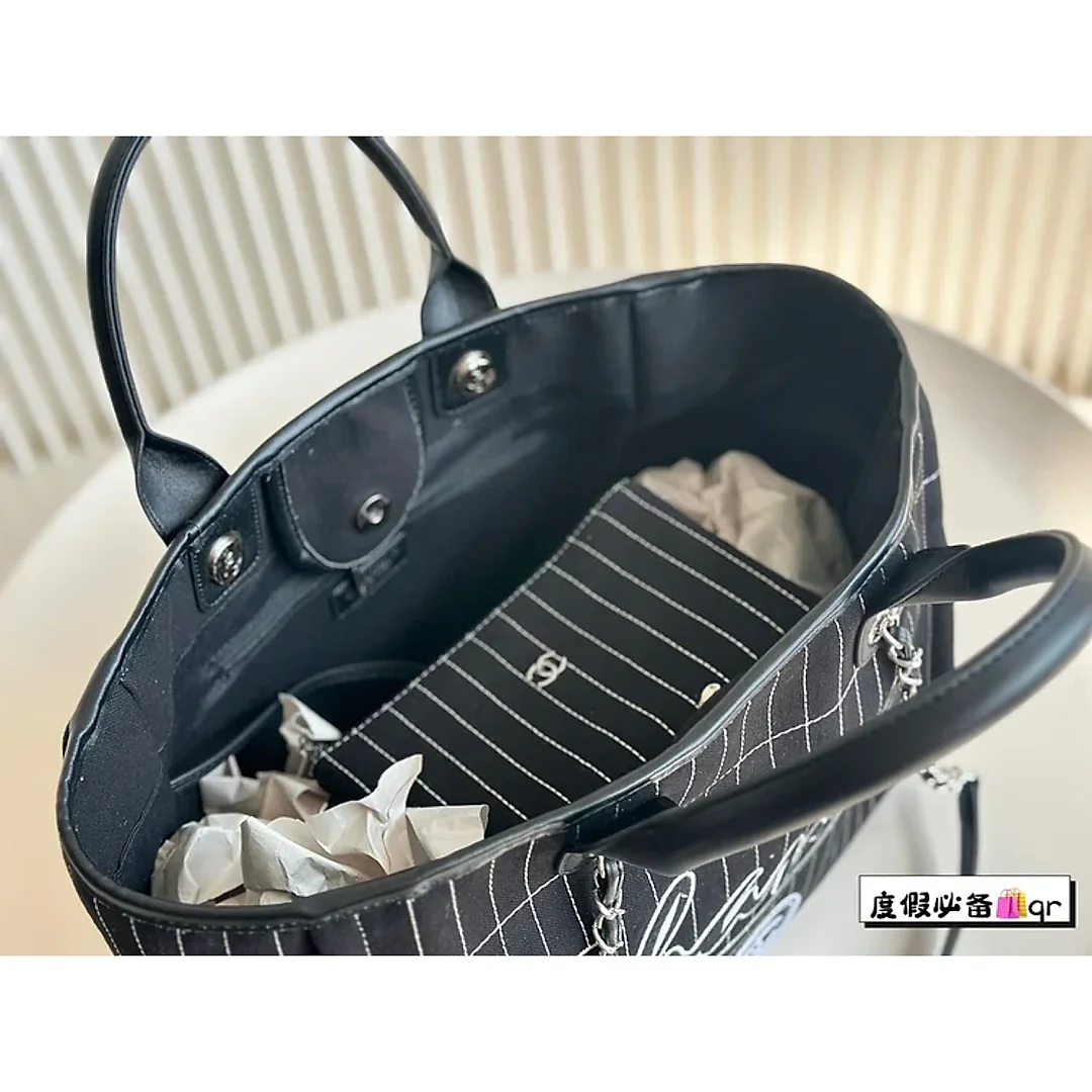 CC new arrival tote bag size: 36*28cm