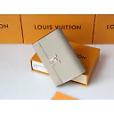 Louis new arrival Capucines wallet size : 13.5*9.5*1.5cm