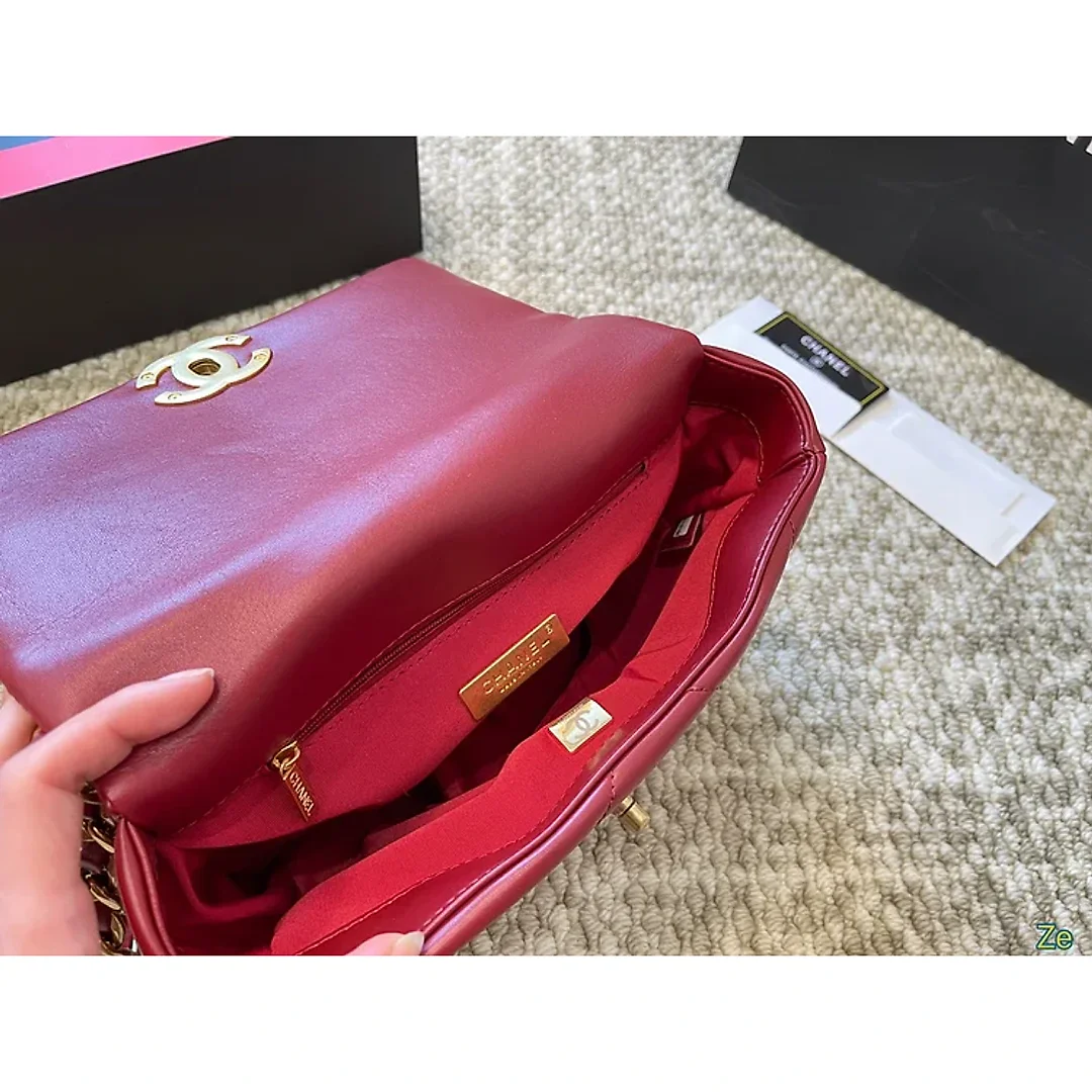 CC 19bag new arrival women bag size : 25*16 cm