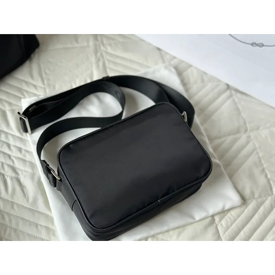 Pra new arrival men and women bag size : 24*15cm