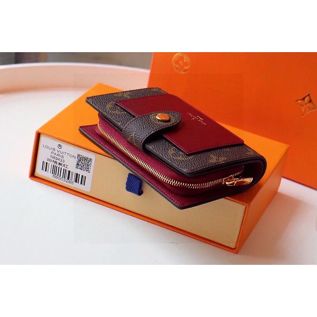 Louis new arrival wallets size: 13.5*9.5*3.5 cm