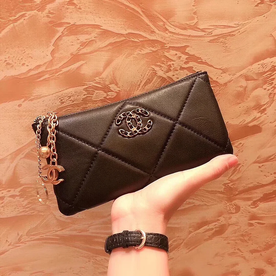 Cc new arrival women long wallets size: 18×12 cm