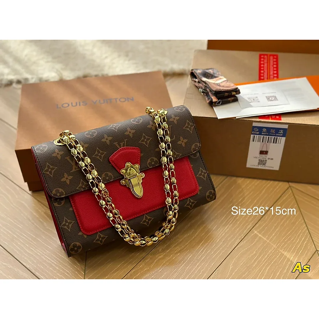 Louis VICTOIRE new arrival bag size: 26*15cm