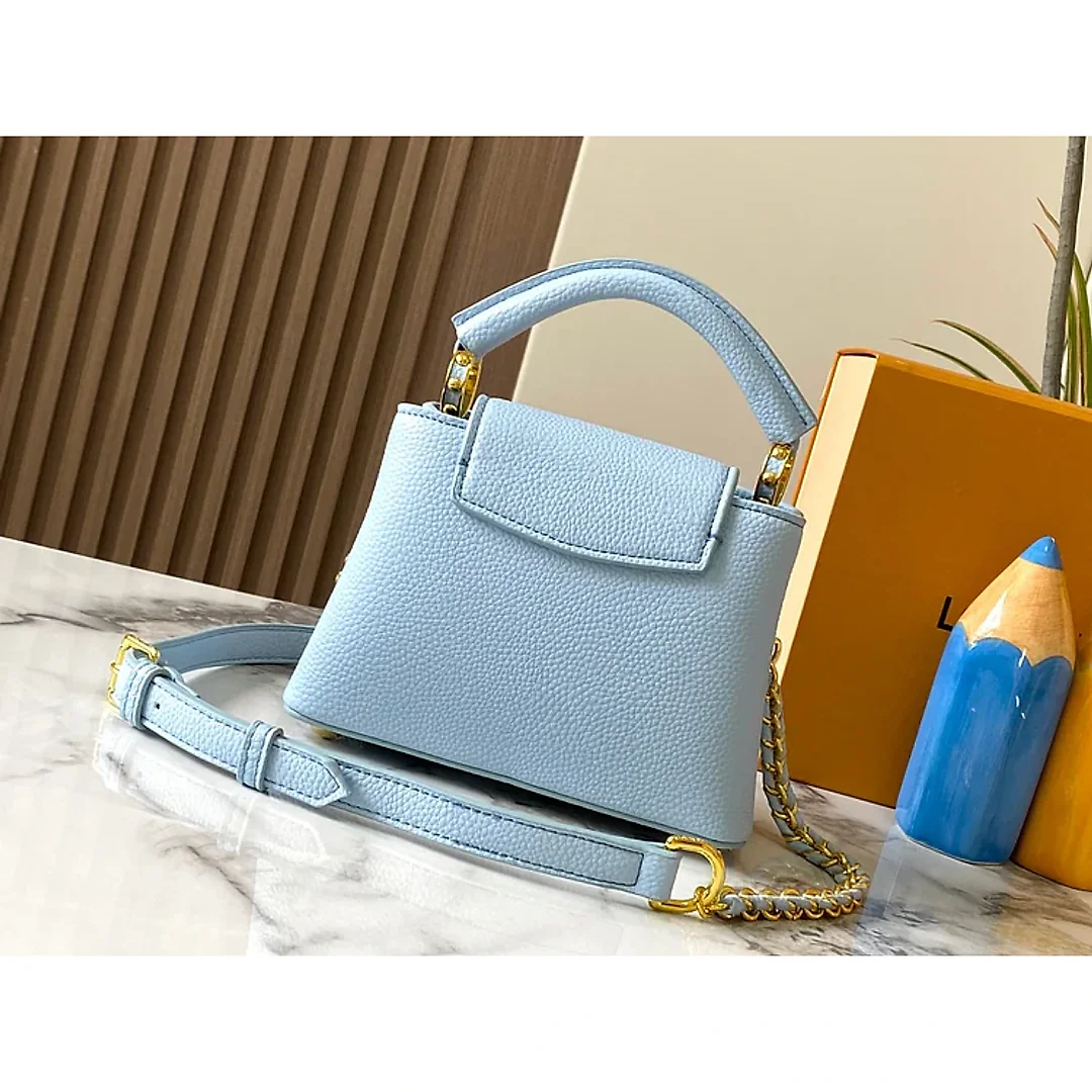 Louis Milky Way Capucines BB  Taurillon leather M23082 size: 21×14×8cm