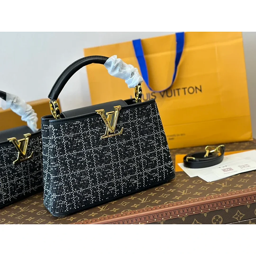 Louis Capucines new arrival bag