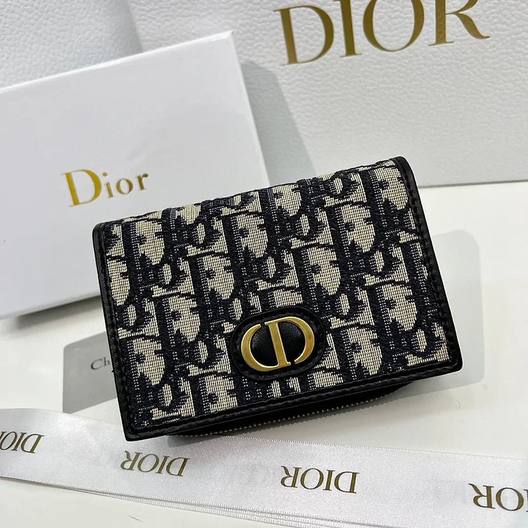 D new arrival wallet size: 13.5*9.5*3.5