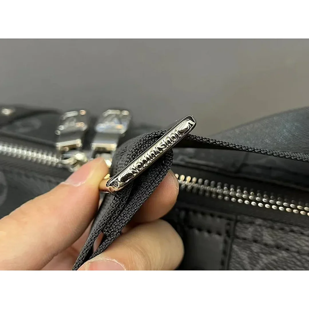 Louis CITY KEEPALL men and women bag size : 17 x 27 cm