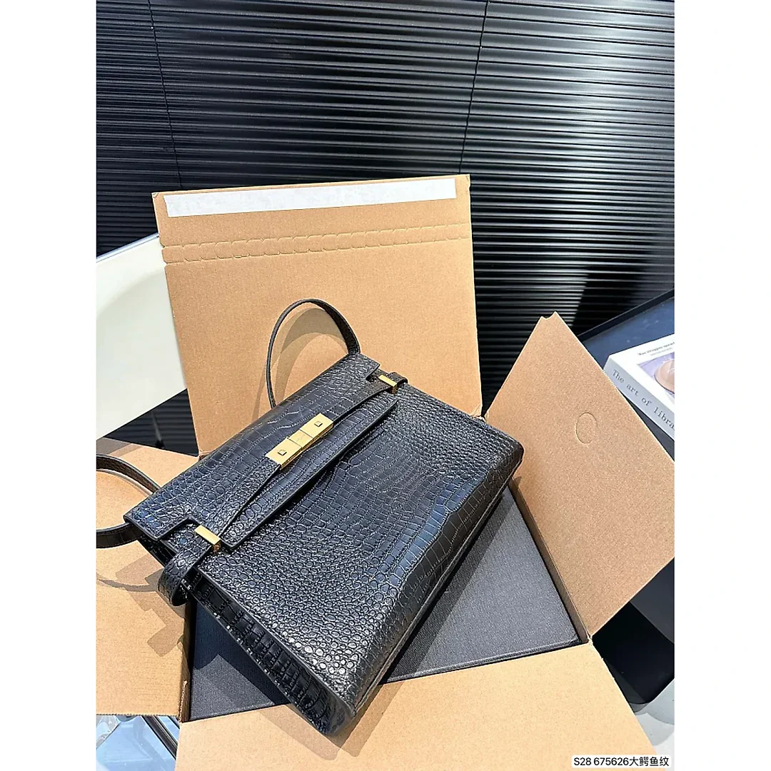 Y new arrival Manhattan bag size: 29 * 22 cm