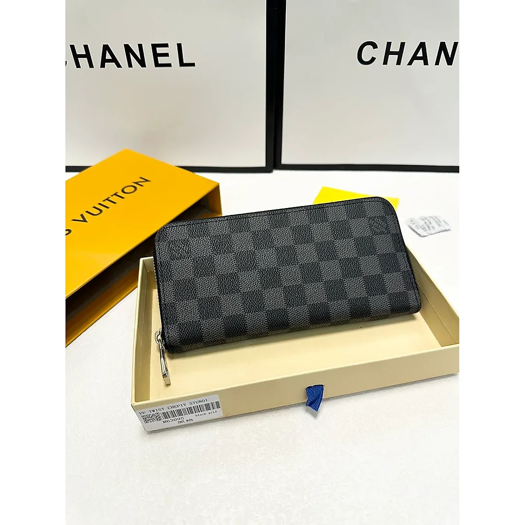 Louis new arrival wallet size : 20×10 cm