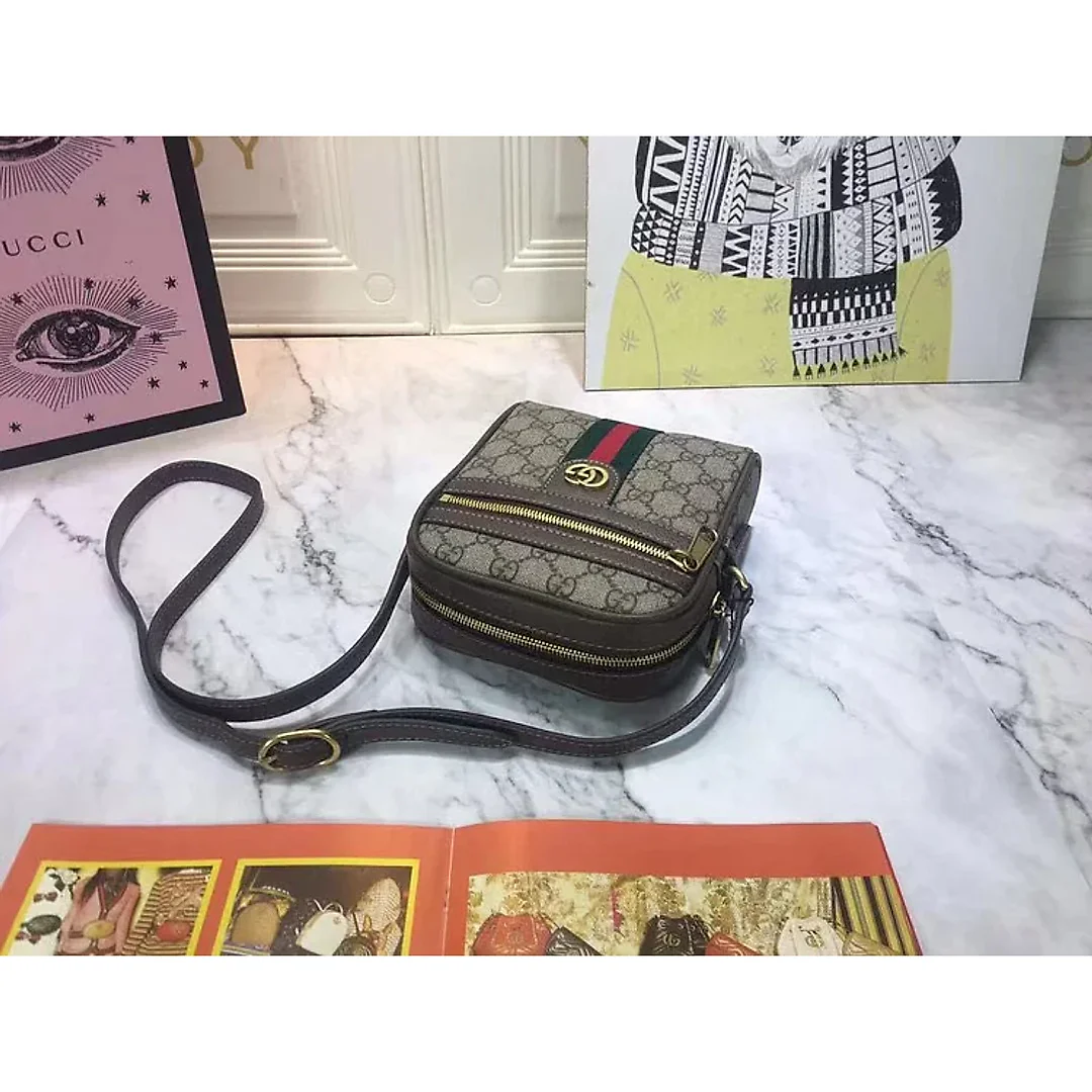 GC291 Mini:5.7x7x2.4inch Small:9×9.5x2inch