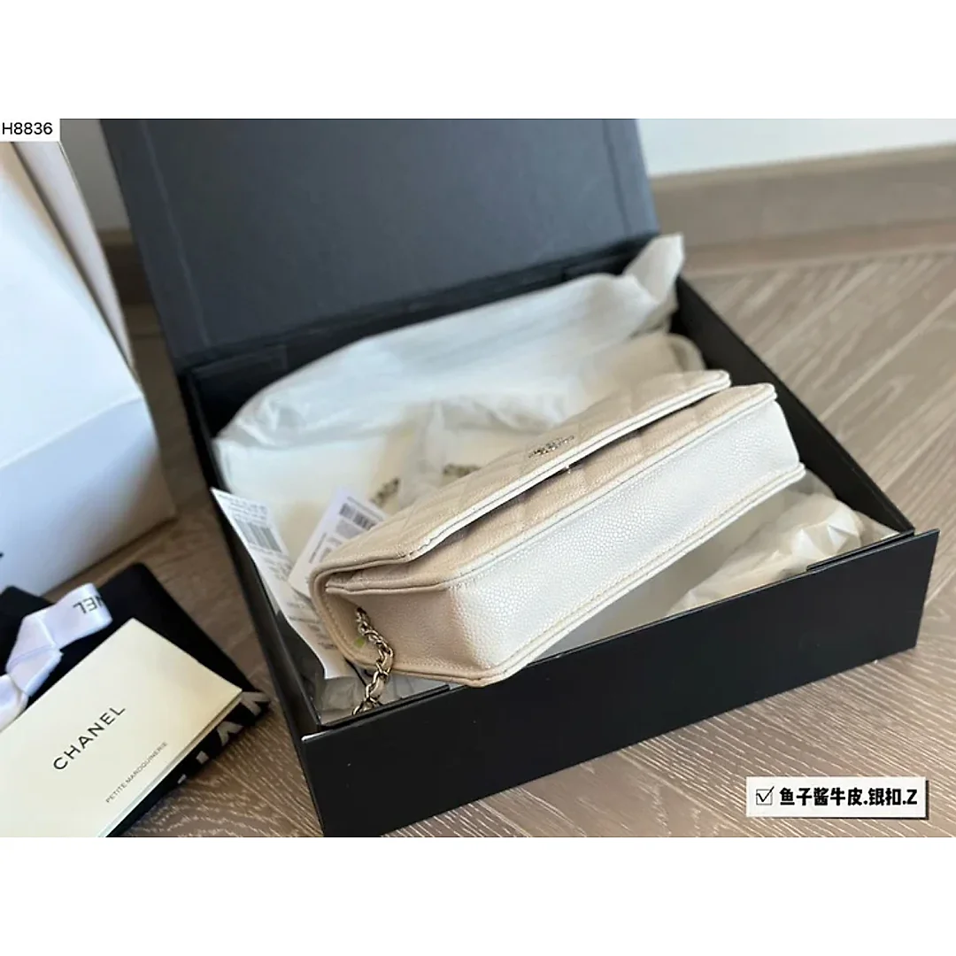 CC new arrival woc caviar leather bag size:19 * 12cm