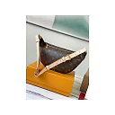Louis belt bag Model: M43644 Size: 37.0 x 14.0 x 13.0 cm