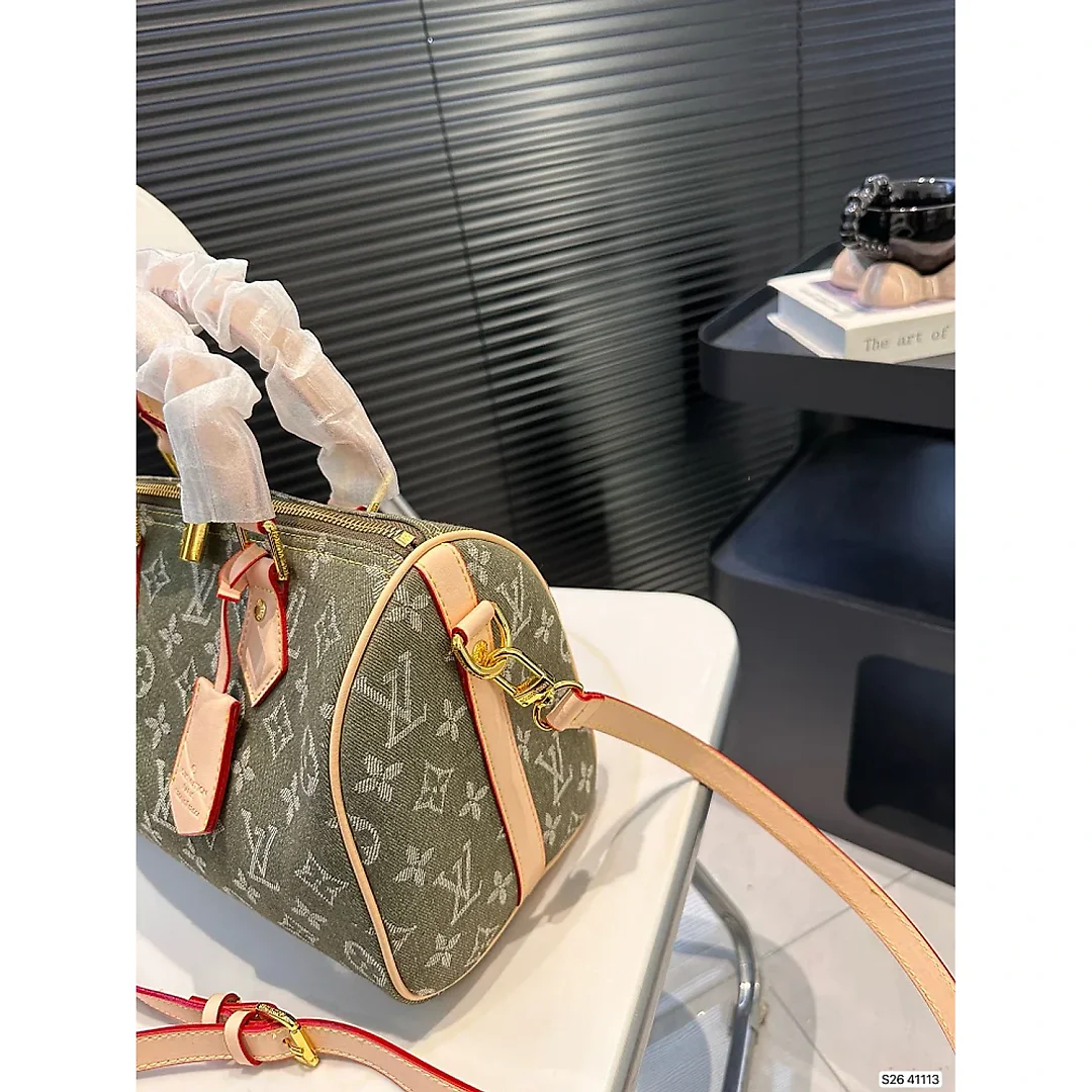 Louis new arrival speedy 25 denim bag size: 25 * 19  cm