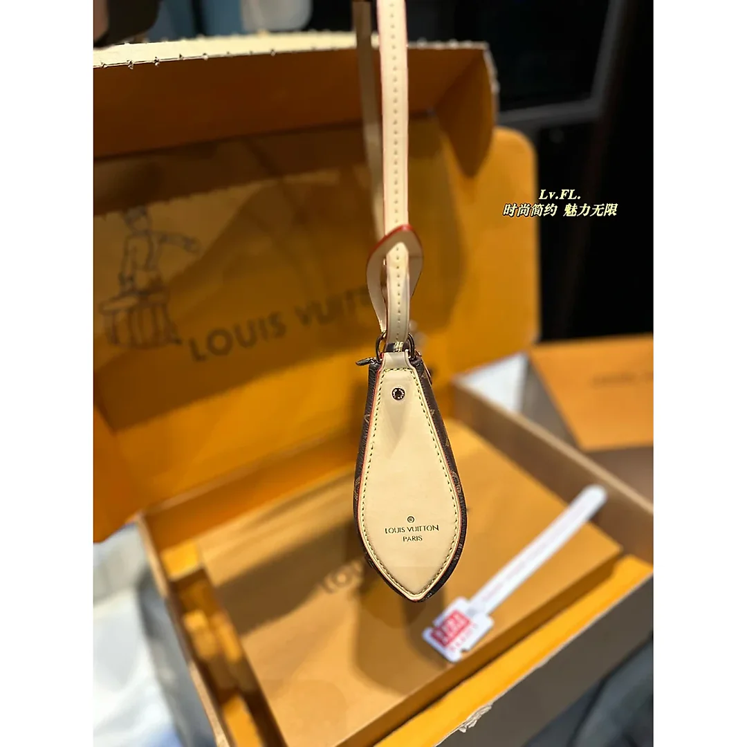 Louis Ss24 new arrival bag size: 21*13cm