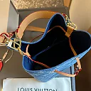 Louis new arrival NEONOE M44022  bag size: 20 cm